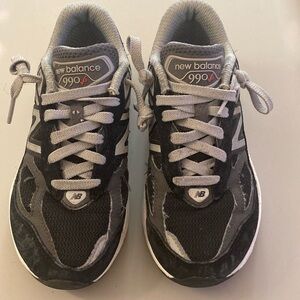 Kids new balance 990v6